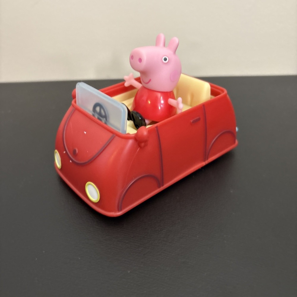 Hasbro Peppa Pig Adventures Little Red Car w/Removable Peppa Figure & Box 2021